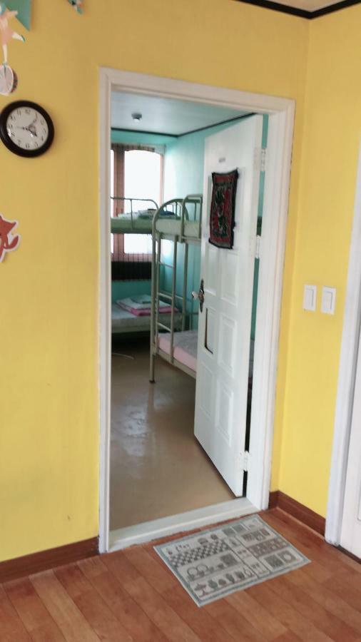 בוסאן Uncle'S Guesthouse-Domestic Not Allowed מראה חיצוני תמונה